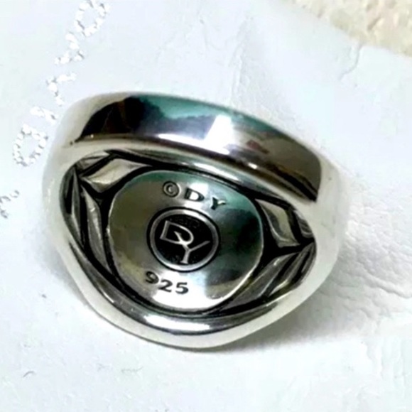 David Yurman Ring - Picture 3 of 5